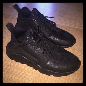 Women’s nike huarache